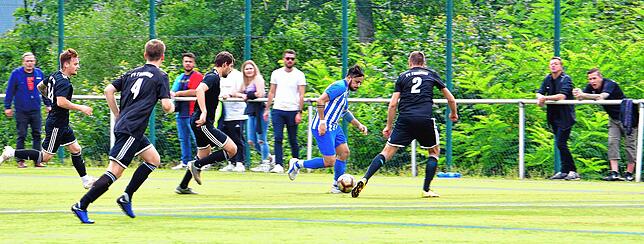 Bild 19: Spvgg. Wehr setzt sich bei der Qualifikation zum Rothaus-Bezirkspokal mit 2:0 gegen den FV Fahrnau durch &ndash; und wir haben Bilder!