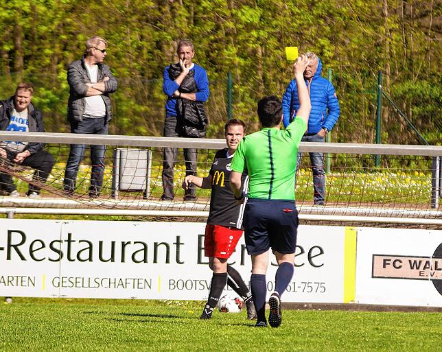 Bild 7: FC Wallbach besiegt den FC Hochrhein mit 1:0 &ndash; und wir haben Bilder!