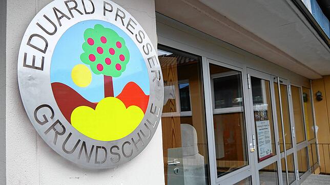 Die Eduard-Presser-Schule in Riedheim soll erweitert werden. Ob es dafür eine Förderung vom Land gibt, stand lange in den Sternen.