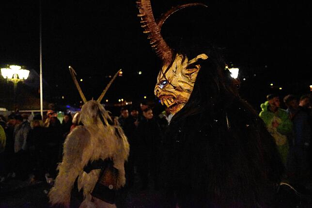 Bild 27: Die besten Bilder vom Nachtumzug &bdquo;Häxefüür&ldquo; in Laufenburg