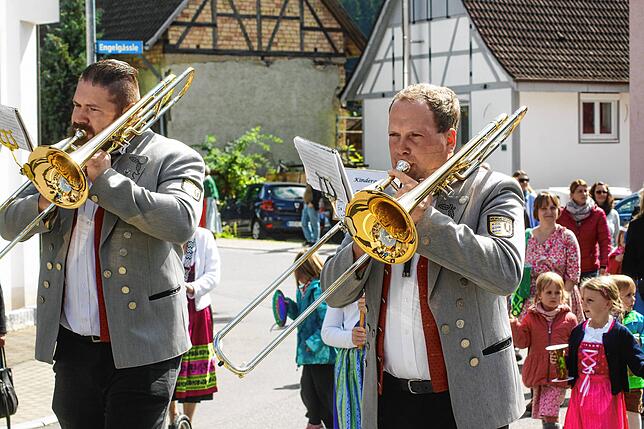 Bild 12: 100 Jahre Musikverein Zoznegg: Bilder vom Jubiläumsumzug