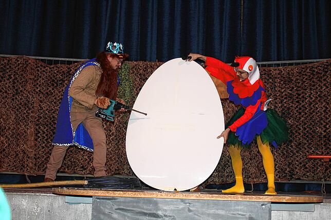 Bild 12: Bunter Abend in Orsingen: Alle Bilder der Fasnacht 2025