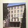 Mehrere hundert Seiten dick ist das Buch „Erinnerungen 2“, das an die Menschen in der Textilfabrik Brennet erinnert. Bild: Sigrid Schneider