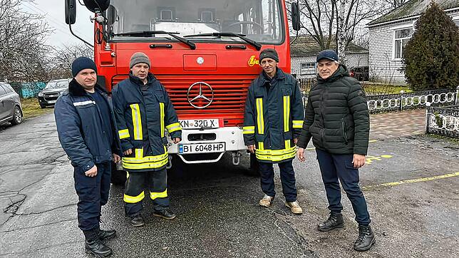 Bild : Das war ein Abenteuer! Singener bringen Löschfahrzeug nach Kobeljaky