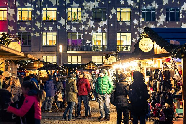 Noch mehr besinnliche Stimmung versprechen die Organisatoren des Weihnachtsmarktes – besonders an den Sterne-Montagen.