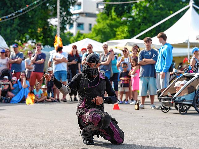 Bild 6: Kulturufer in Friedrichshafen: Buntes Treiben am Tag (Teil 1)