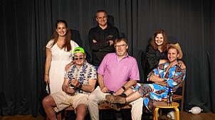 Sie proben bereits (von links): Karolin Kern, Harry Grüneis, Regisseur Jörg Kluge, Hanno Schreiber, Lara Heigl und Steffen Schumm. Es ...