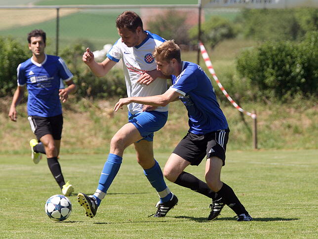 Der größte Erfolg der Spielgemeinschaft war der Aufstieg 2017 in die Bezirksliga, durch zwei Siege gegen NK Hajduk Villingen. Unser Bild ...