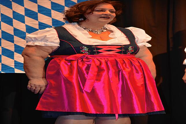 Bild 13: Der Zunftball der Narrenzunft Bad Dürrheim ist eine große Gemeinschaftsproduktion