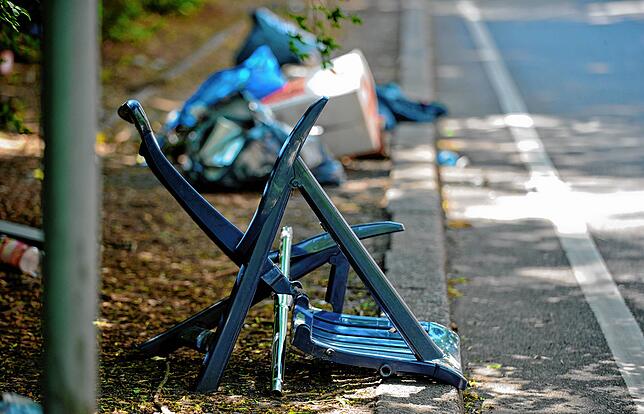 Bei einzelnen Stücken wie beispielsweise einem Fahrrad, Schränkchen oder Kinderwagenwerden 200 bis 800 Euro fällig.