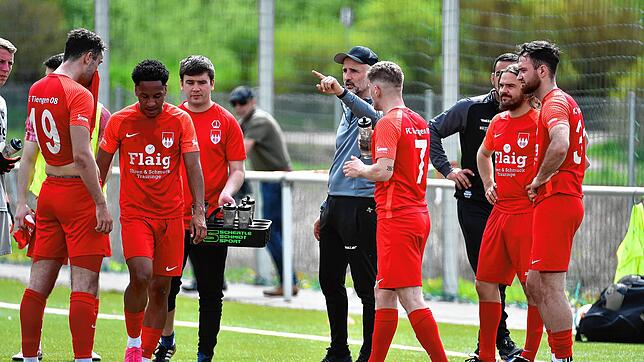 Zukunft Landesliga: Erkan Kanli, Trainer des FC Tiengen 08, gibt die Richtung vor. Trotz der Niederlage beim FSV Rheinfelden kann er mit ...