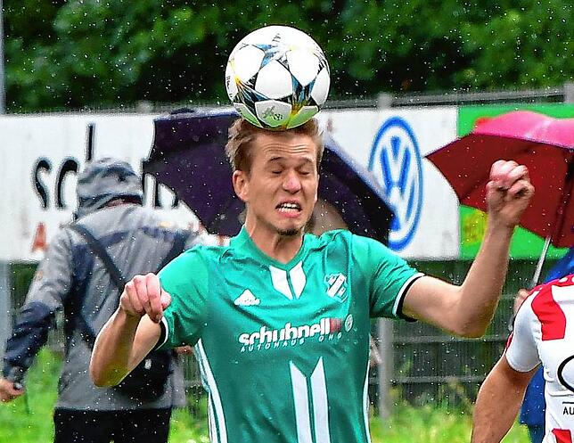 Zweifacher Torschütze: Jonas Krumm steuerte zum 3:3 des FC Zell gegen Aufsteiger SG Mettingen/Krenkingen zwei Treffer bei.