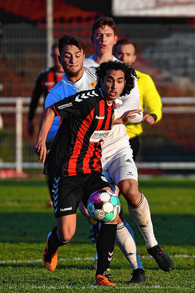Bild 15: Spitzenreiter FSV Rheinfelden gelingt nur ein 1:1 gegen den SV 08 Laufenburg &ndash; und wir haben die Bilder!
