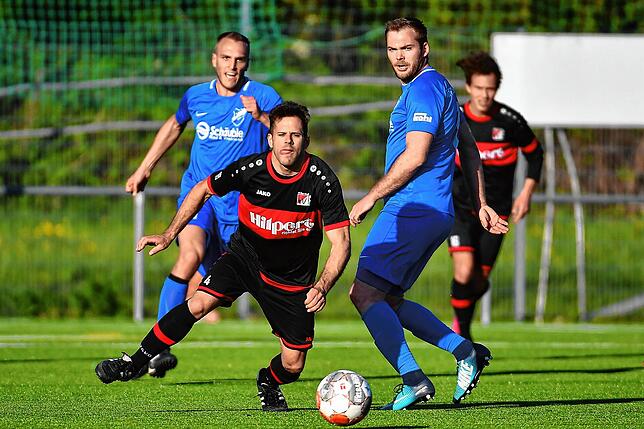 Bild 17: TuS Efringen-Kirchen gleicht in letzter Minute zum 3:3 gegen FC RW Weilheim aus &ndash; wir haben Bilder!