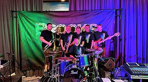 Die Band Brooks, die in Höchenschwand oder Häusern probt. Sie tritt bei vielen Anlässen auf. Bild: Band Brooks