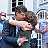 Georg Riedmann und seine Frau Christiane im Innenhof des Markdorfer Bischofschlosses. Dort wurde am Sonntagabend das Ergebnis der ...