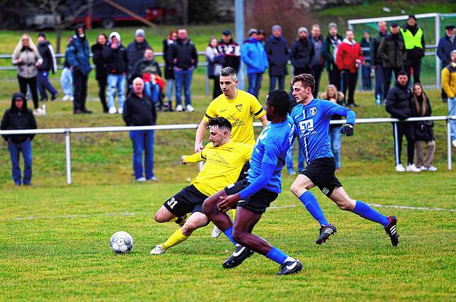 Bild 5: Die besten Bilder vom Viertelfinalspiel um den SBFV-Pokal zwischen Öhningen-Gaienhofen und Lahr