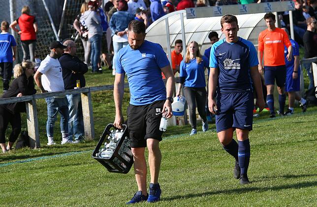 Bild 15: Die Spvgg. Brennet-Öflingen besiegt den FC Wehr mit 3:2 – und wir haben die Bilder