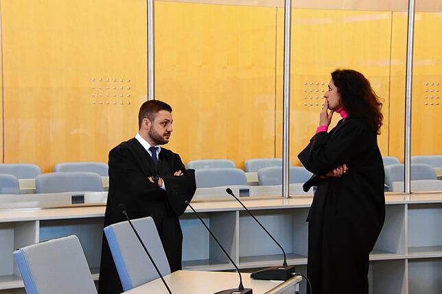 Anwalt Ali Aydin und Seda Basay-Yildiz verteidigen gemeinsam die Konstanzer IS-Rückkehrerin Sarah O.