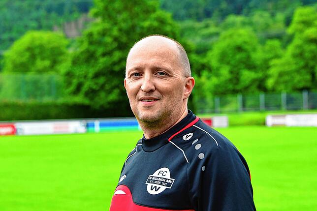 Dirk Tegethoff, Trainer FC Wallbach: „Das Unentschieden ist in Ordnung. Nach unserer Führung hatten wir das Spiel bis zur Pause im ...