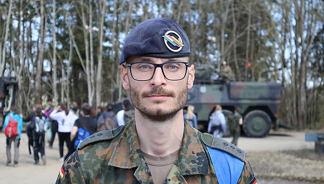 Hauptmann Pascal H. von der vierten Kompanie des Jägerbataillons 292 ist auch Programmleiter des Girls‘ Day in Donaueschingen.