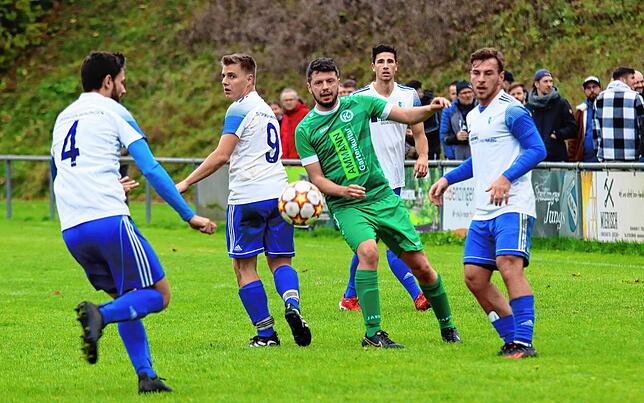 Bild 18: Die besten Bilder vom Bezirksliga-Derby im Mindlestal