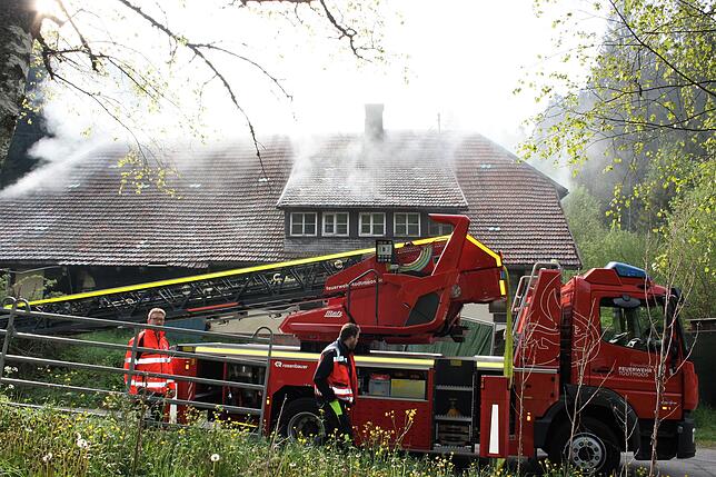 Auch die Drehleiter der Todtmooser Feuerwehr kam zum Einsatz.