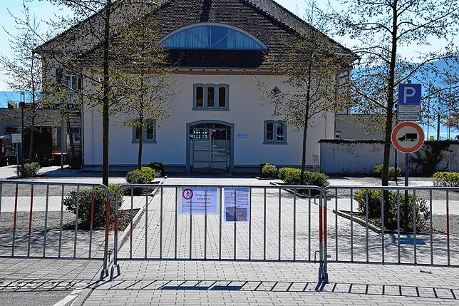 Ein Teil des Zollhaus-Parkplatzes war am Wochenende samt Uferanlagen abgesperrt.