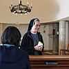 In der Krypta unterhalb der Klosterkirche in Hegne. Hier befindet sich die Reliquie der selig gesprochenen Schwester Ulrika. Die ...