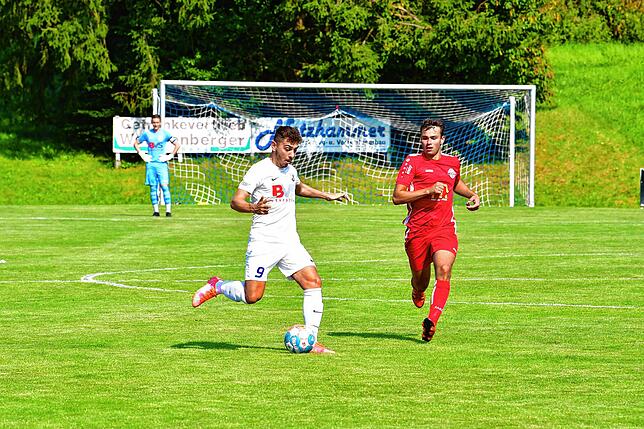 Bild 30: FC Erzingen bezwingt den FC Wallbach deutlich &ndash; und wir haben die Bilder!