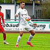 Heimsieg: Leon Hesselbarth (Mitte, in der Partie beim FC Tiengen 08) traf schon nach fünf Minuten für den FC Schönau beim 2:1-Erfolg ...