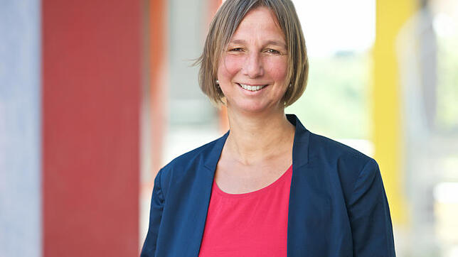 Sie hat die Wirksamkeit von Unterricht mit Zeitzeugen untersucht: Juniorprofessorin Christiane Bertram. Bild: Uni