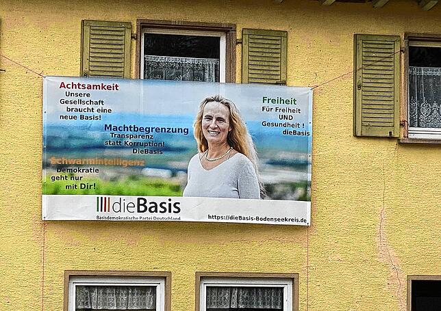 Dieses Plakat zur Bundestagswahl mit Kandidatin Johanna Findeisen hing an einem Haus im Owinger Teilort Taisersdorf. In Owingen erhielt ...