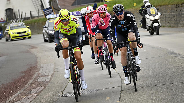 Teamwechsel: Nico Denz (rechts) trägt nur noch diese Saison das Trikot von DSM. Im kommenden Jahr fährt der Albbrucker für das Team ...