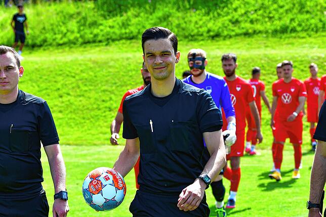 Heimspiel: Vor Jahresfrist durfte Matthias Heilig vor heimischer Kulisse beim FC Erzingen das Finale 2022 der Männer im ...