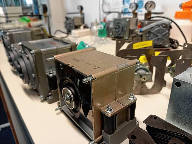 Die Vakuumpumpen können für die unterschiedlichsten Anwendungen eingesetzt werden, in der Radartechnik ebenso wie in der Medizintechnik.