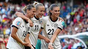 Bild : DFB-Team der Damen gewinnt bei EM 2:1 gegen Dänemark