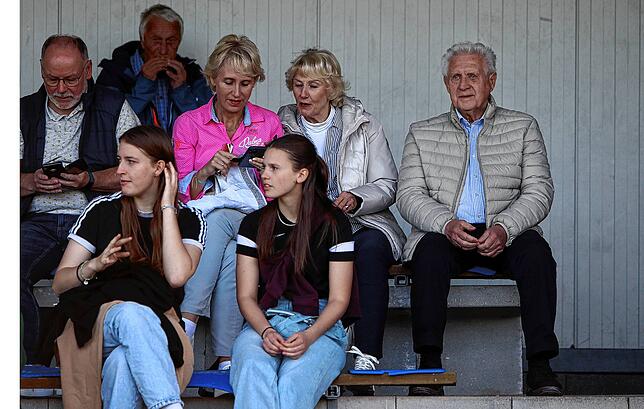 Bild 3: Unsere Bildergalerie vom Bezirksliga-Spitzenspiel zwischen dem FC RW Salem und TSV Aach-Linz