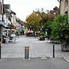 Der Poller, der den Durchgangsverkehr in der Jakob-Kessenring- und Klosterstraße seit März reguliert, soll vorerst bleiben. Das hat der ...