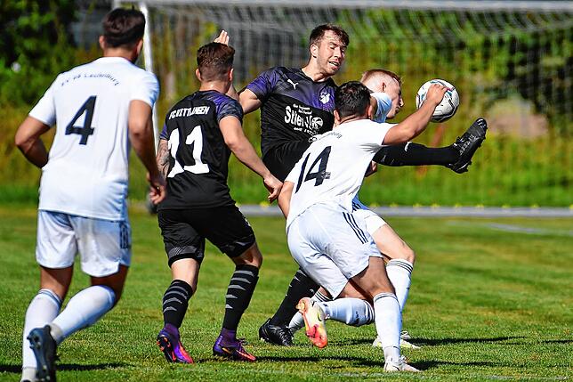 Bild 38: SV 08 Laufenburg ist mit dem Remis beim FC Wittlingen gut bedient &ndash; und wir haben Bilder!