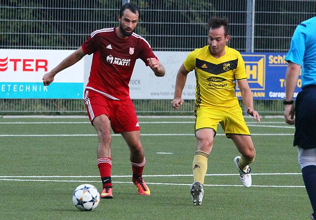 Bild 30: Bilder: FC Bergalingen zieht gegen SV Schwörstadt ins Pokal-Achtelfinale ein