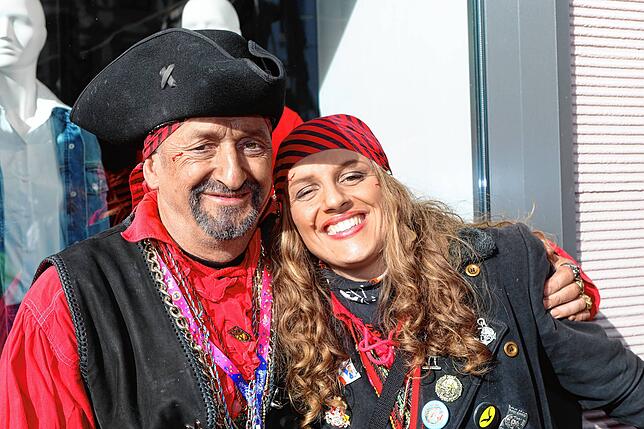 Bild 21: Konstanzer Straßenfasnacht 2025: So unvergesslich war der Schmotzige Dunschtig in Bildern!