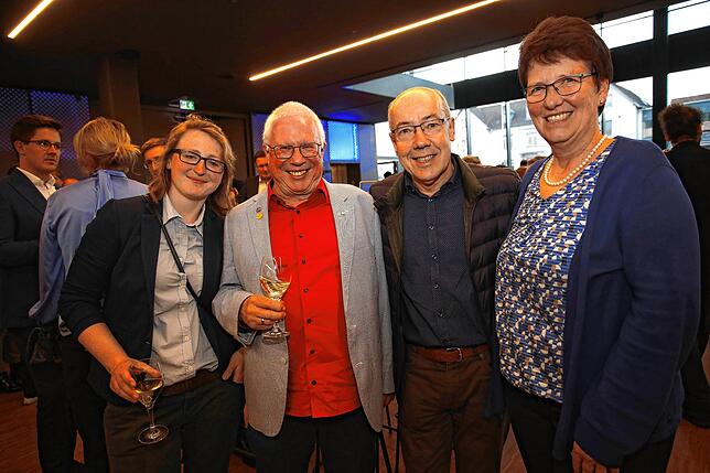 Michelle Lange und Ekkehard Greis von Werbe-Greis Konstanz mit dem Konstanzer Rechtsanwalt Günter Spiri und dessen Frau Angelika.