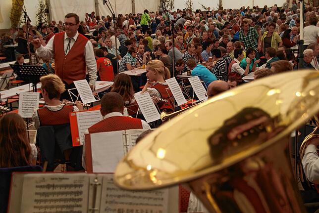 Prima Stimmung herrscht beim Oktoberfest in Wiechs. Die Großveranstaltung fällt aber aus.