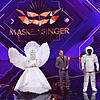 Der Engel und der Astronaut (in der Mitte: Moderator Matthias Opdenhövel) gehören zu den Favoriten auf den Sieg in der Musik-Rate-Show ...