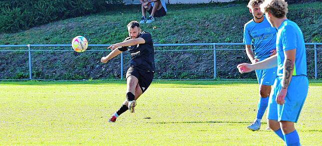 Bild 27: SV 08 Laufenburg II gewinnt Hotzenwald-Cup gegen Gastgeber SV Buch – und wir haben Fotos!