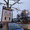 Maskenpflicht gilt nun auch auf den Parkplätzen der Supermärkte und Discounter in der Region, wie hier in Wehr.