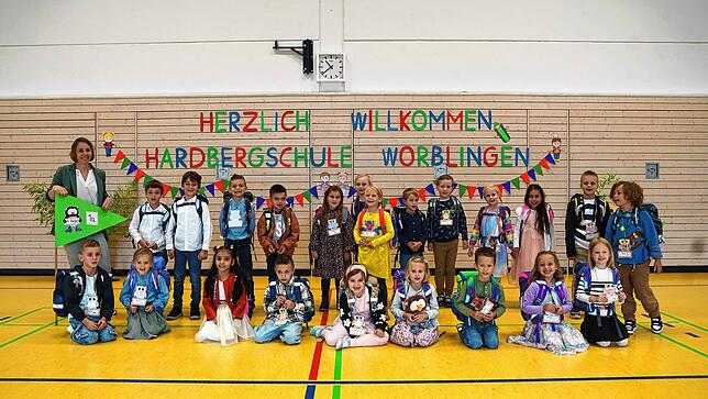 Die Klasse 1a der Hardbergschule Rielasingen-Worblingen mit ihrer Klassenlehrerin Stefanie Berger.