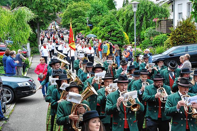 Bild 30: Der Pfingstmusikfest Jubiläumszug zum 100 Jährigen Bestehen in Leimbach – die schönsten Bilder