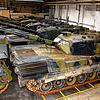 Leopard-Panzer vom Typ Leopard 1 A5 aus dänischen Beständen stehen in Flensburg in einer Halle, hier ein Bild aus dem Jahr 2010. Dieser ...